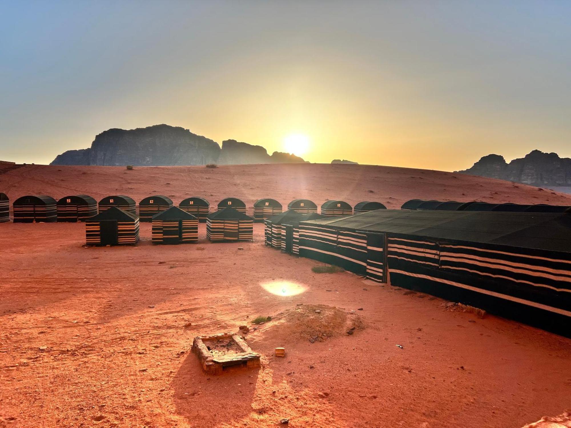 Bedouin Traditions Camp Wadi Rum Buitenkant foto