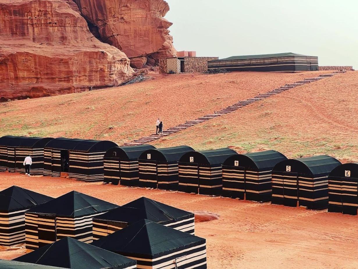 Bedouin Traditions Camp Wadi Rum Buitenkant foto